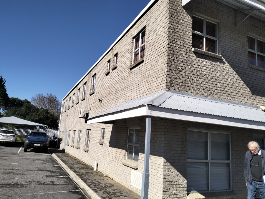 To Let Commercial Property for Rent in Rosenpark Western Cape